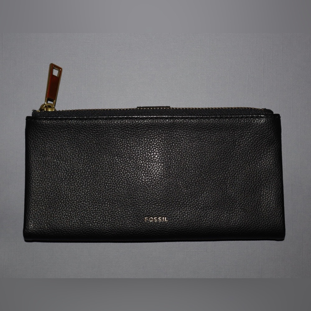 Fossil Lainie Clutch Black Leather Wallet With Gray Interior - Picture 3 of 8
